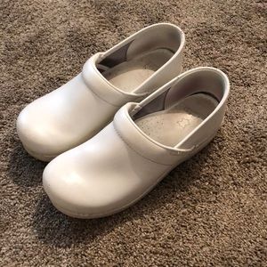 White Dansko shoes